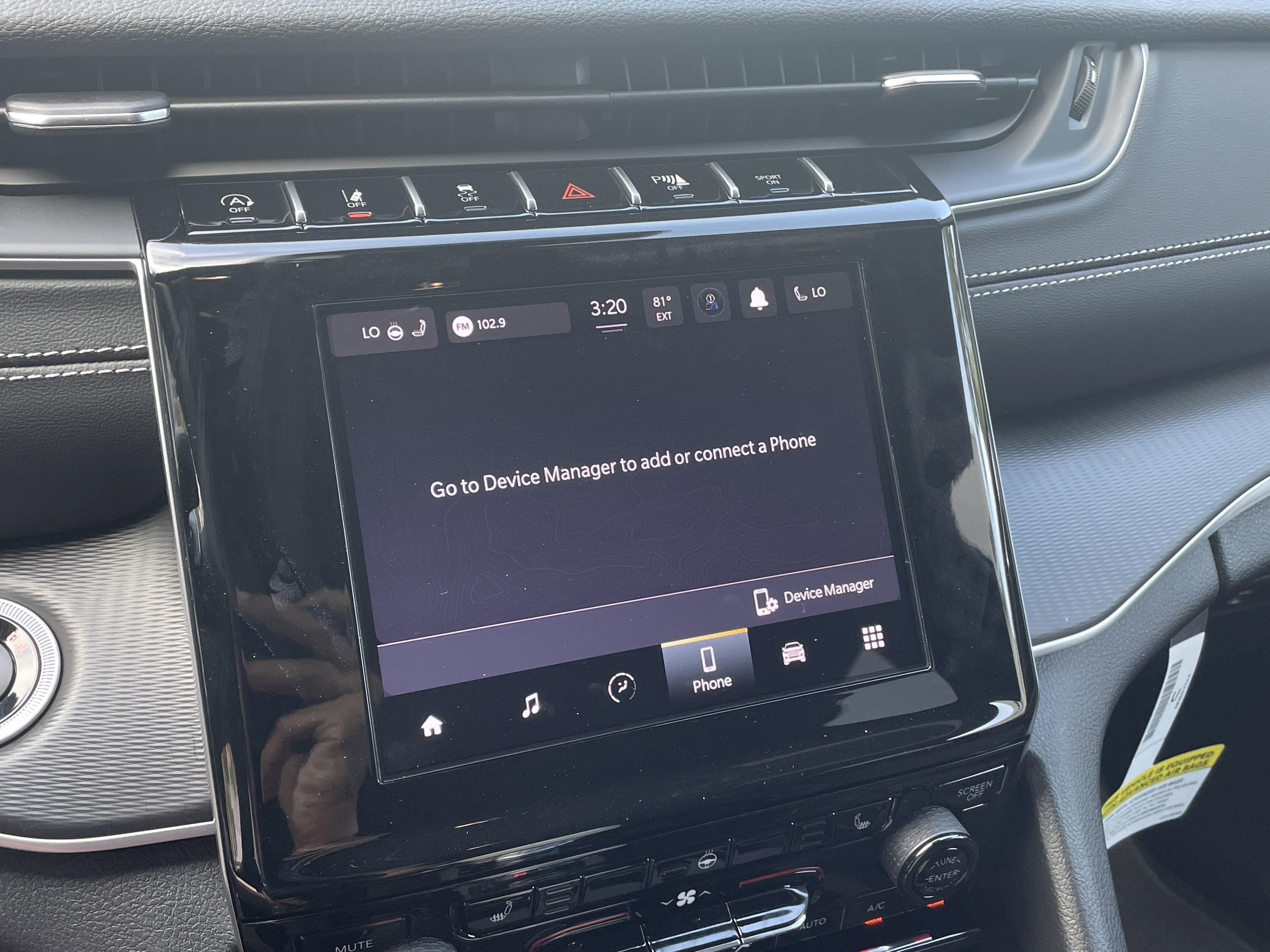 New 2025 Jeep Grand Cherokee Altitude image 43