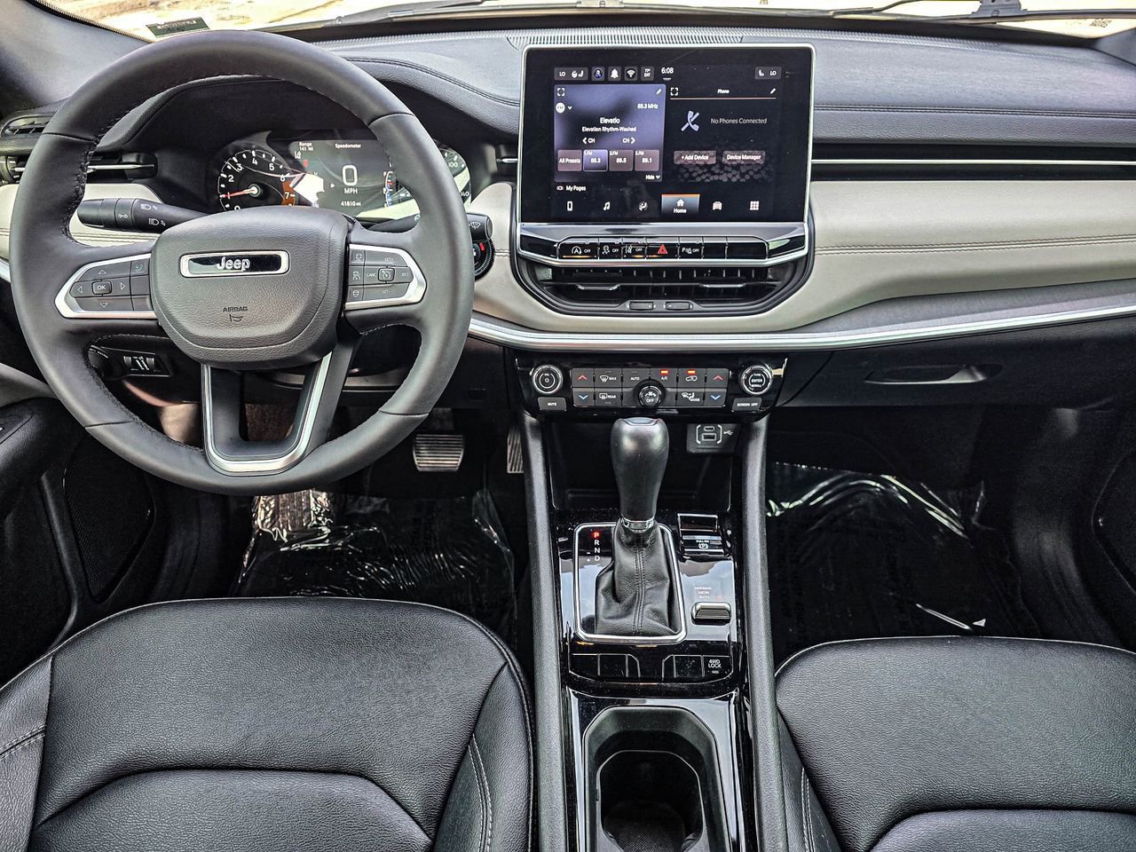 Used 2025 Jeep Compass Limited AWD/4WD image 31