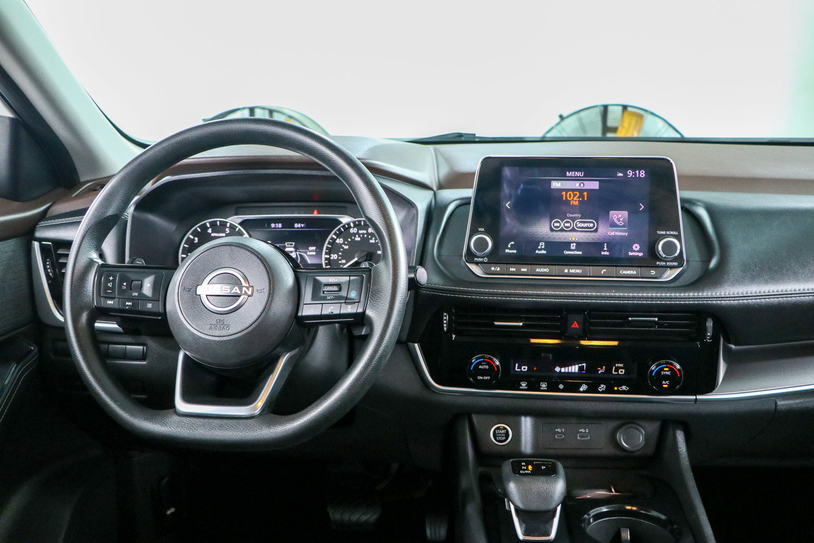Used 2022 Nissan Rogue SV FWD image 17