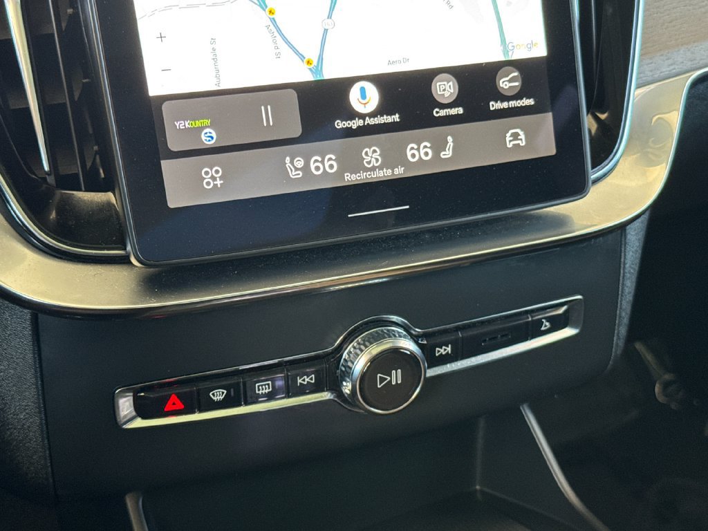 Certified 2026 Volvo XC90 B6 Plus AWD/4WD image 21