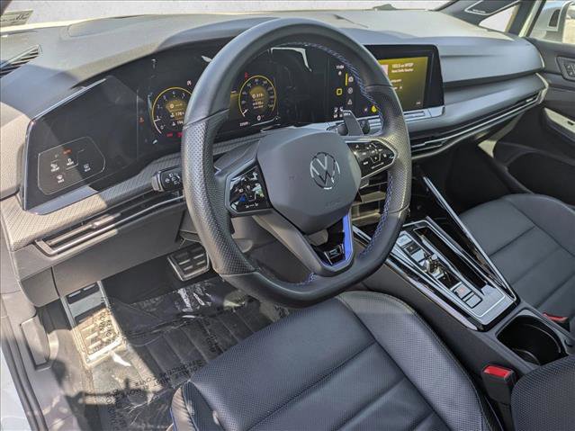 Used 2024 Volkswagen Golf R image 10
