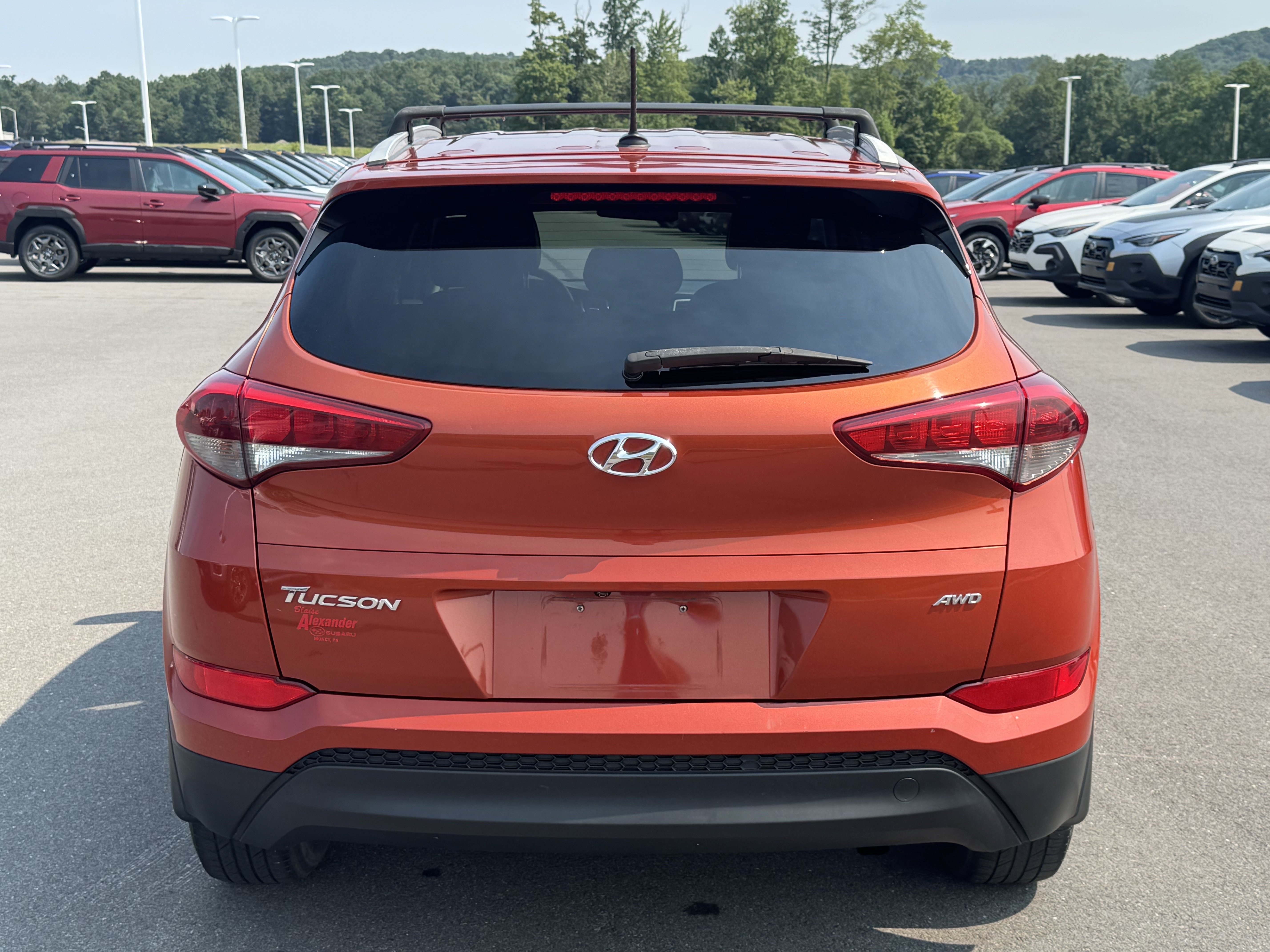 Used 2017 Hyundai Tucson SE w/ SE Popular Package 02 AWD/4WD image 4