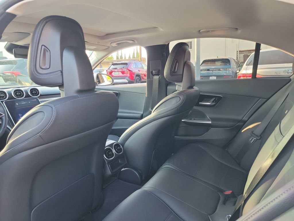 Used 2023 Mercedes-Benz C 300 Sedan image 17