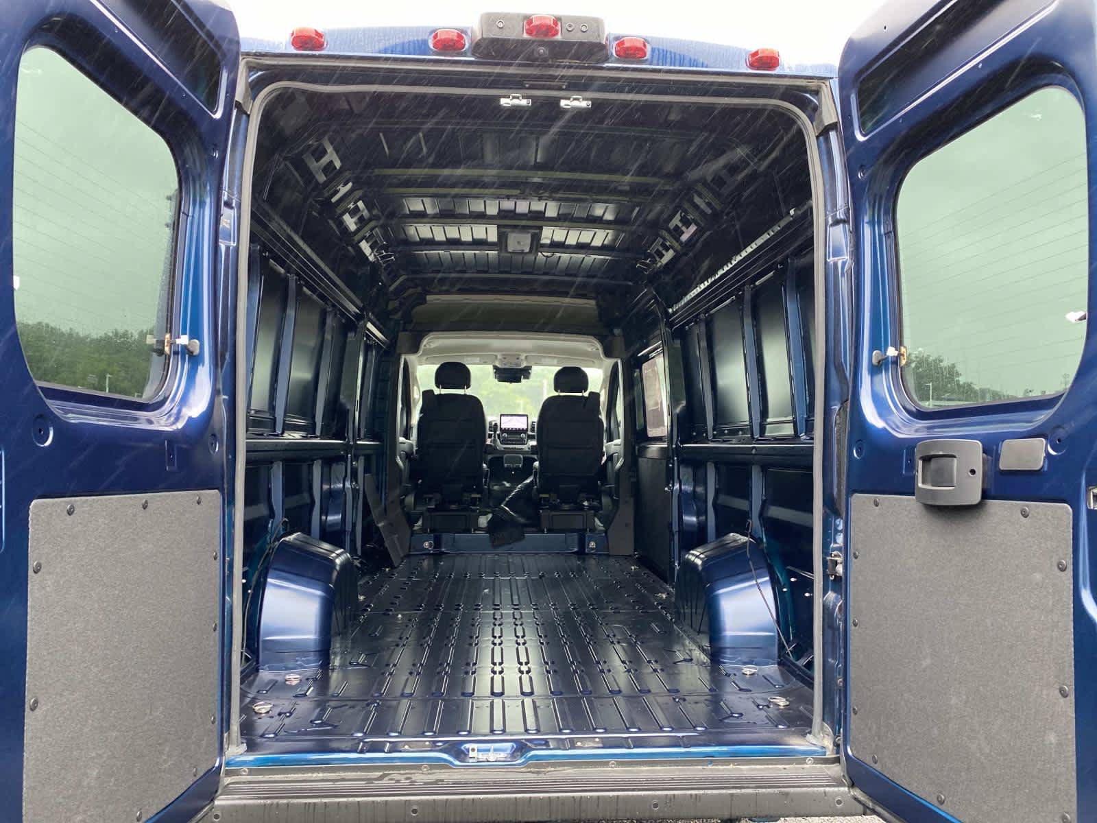 Used 2025 RAM ProMaster 3500 w/ Quick Order Package 22H SLT+ FWD image 5