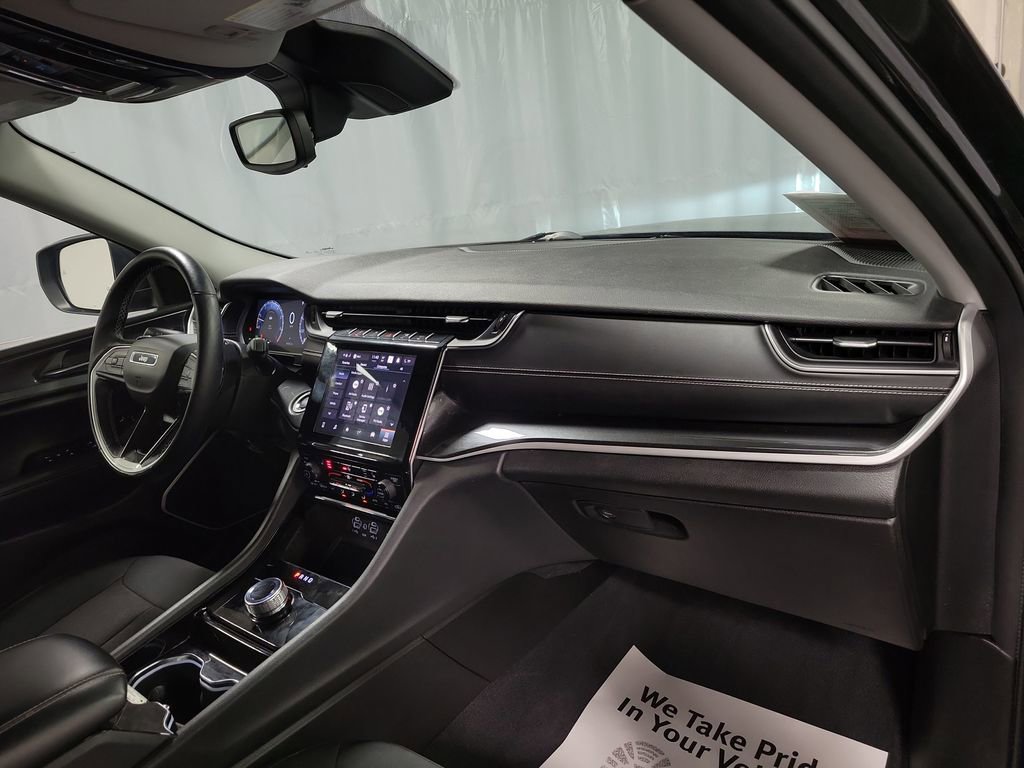 Used 2021 Jeep Grand Cherokee L Laredo w/ Luxury Tech Group I image 29