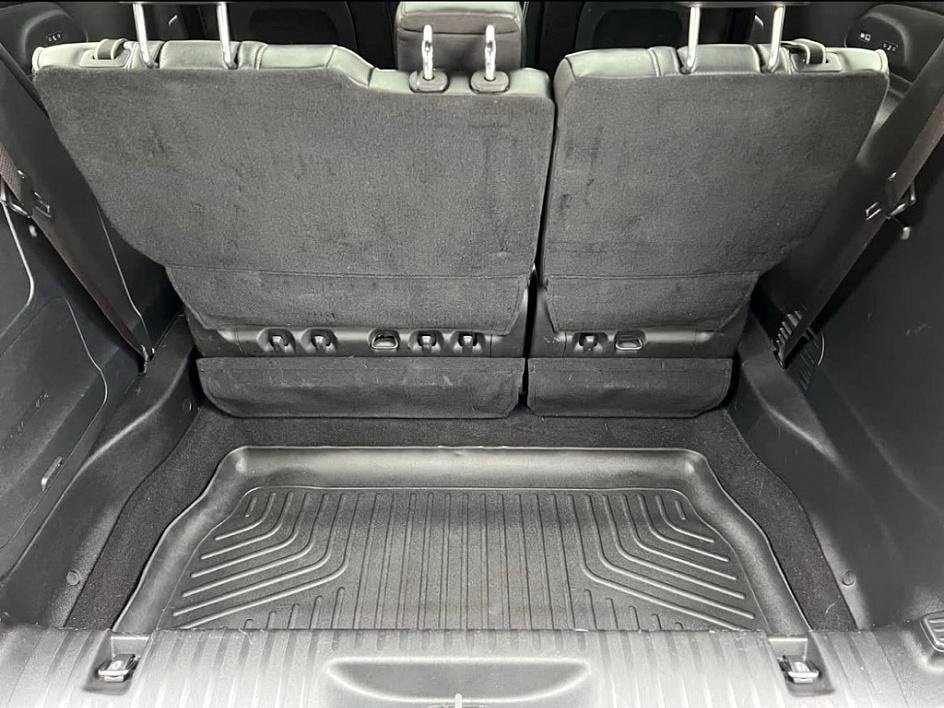 Used 2020 Chrysler Pacifica Limited w/ S Appearance Package image 11