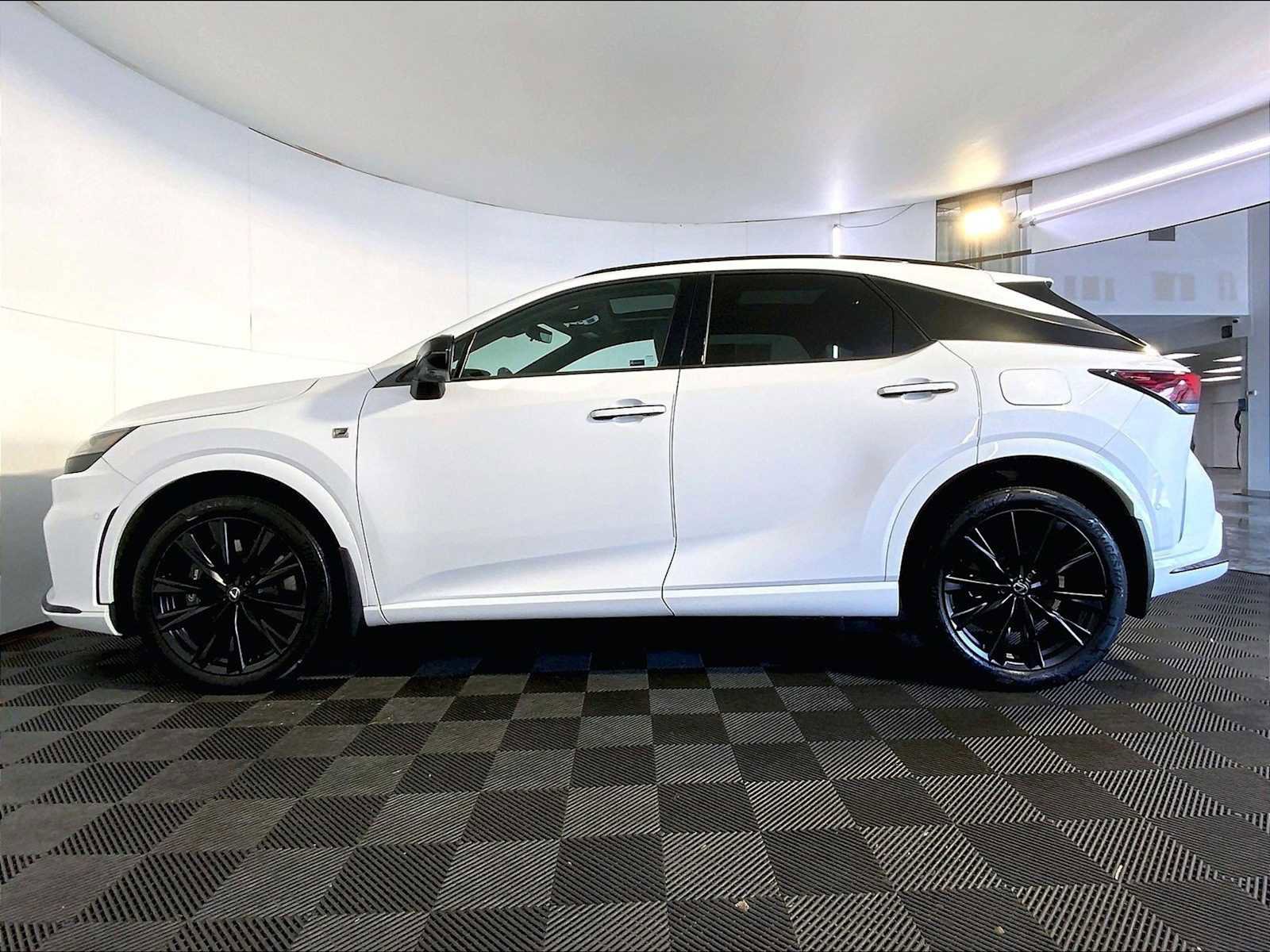 Used 2023 Lexus RX 500h F Sport AWD/4WD video 2