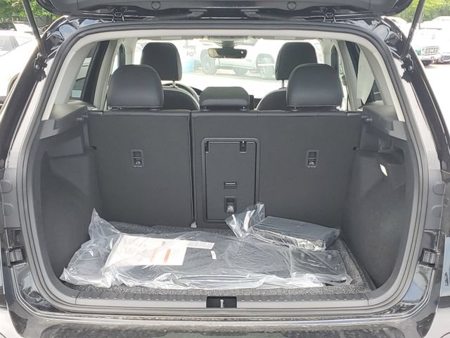 New 2026 Volkswagen Taos SE AWD/4WD image 7