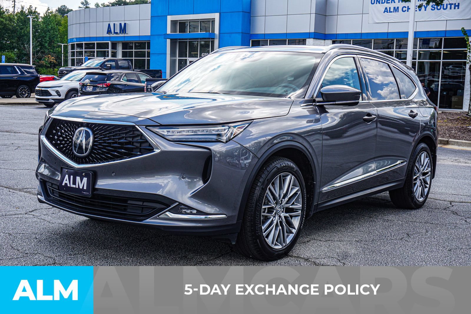 Used 2023 Acura MDX w/ Advance Package AWD/4WD image 4