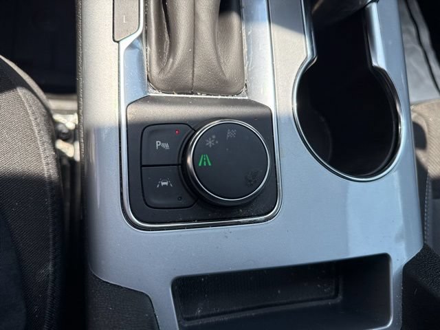 Used 2024 Chevrolet Blazer LT w/ Convenience Package FWD image 12