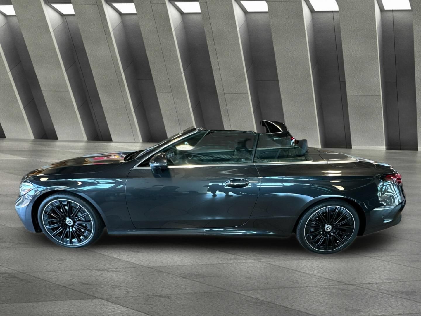 New 2027 Mercedes-Benz CLE 300 4MATIC Cabriolet image 7