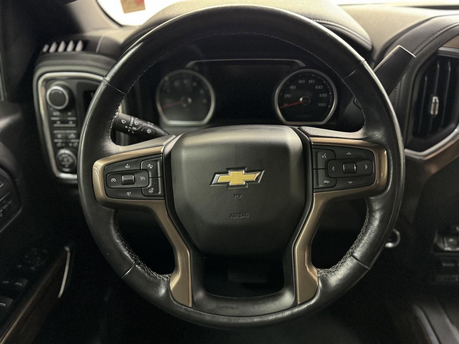Used 2019 Chevrolet Silverado 1500 High Country w/ Technology Package image 19