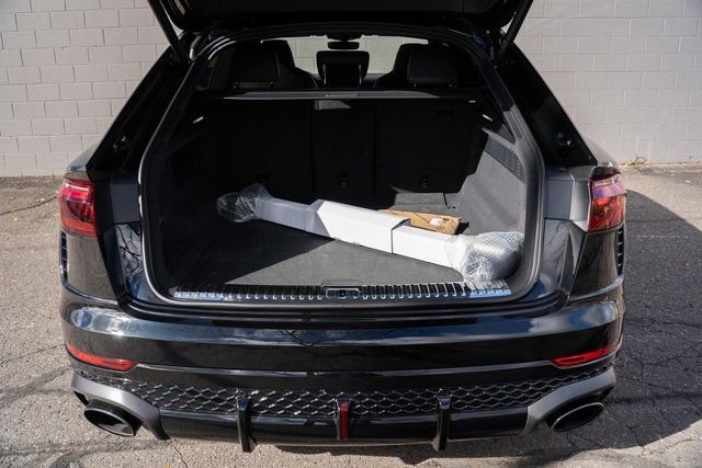 New 2026 Audi RS Q8 performance image 6