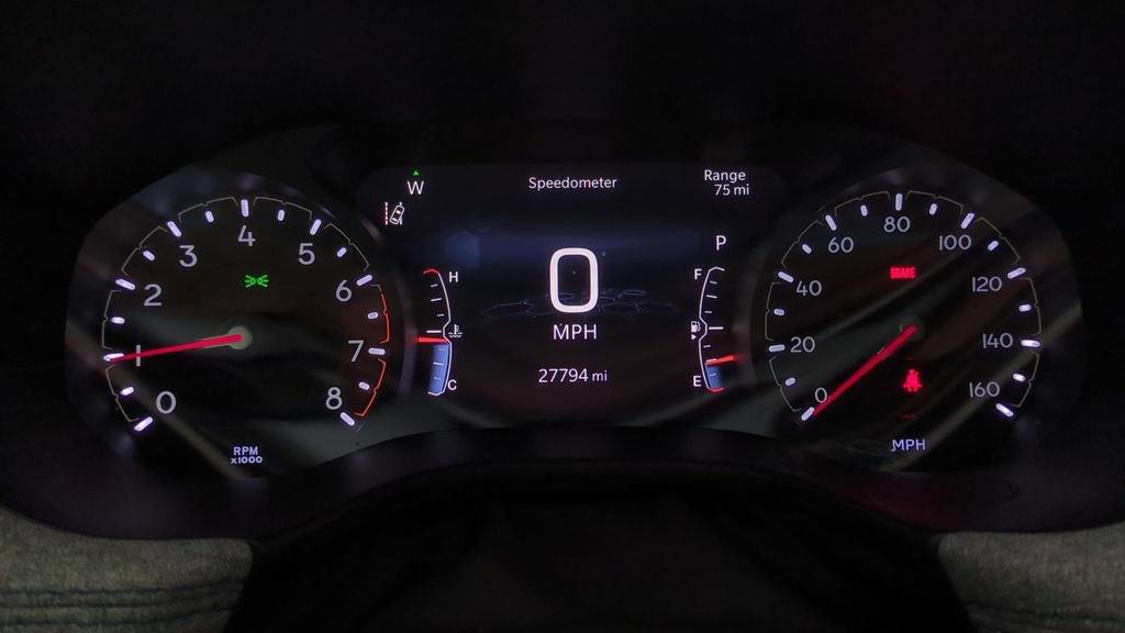 Used 2025 Jeep Compass Latitude AWD/4WD image 20