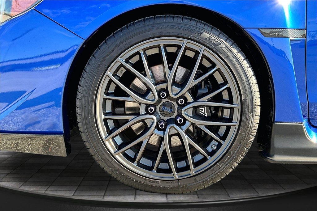 Used 2015 Subaru WRX STI Launch Edition AWD/4WD image 9