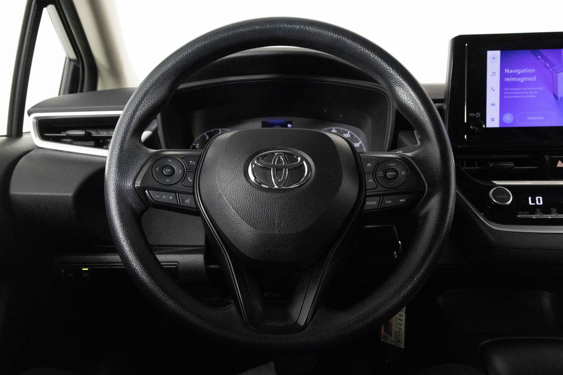 Used 2024 Toyota Corolla LE image 26