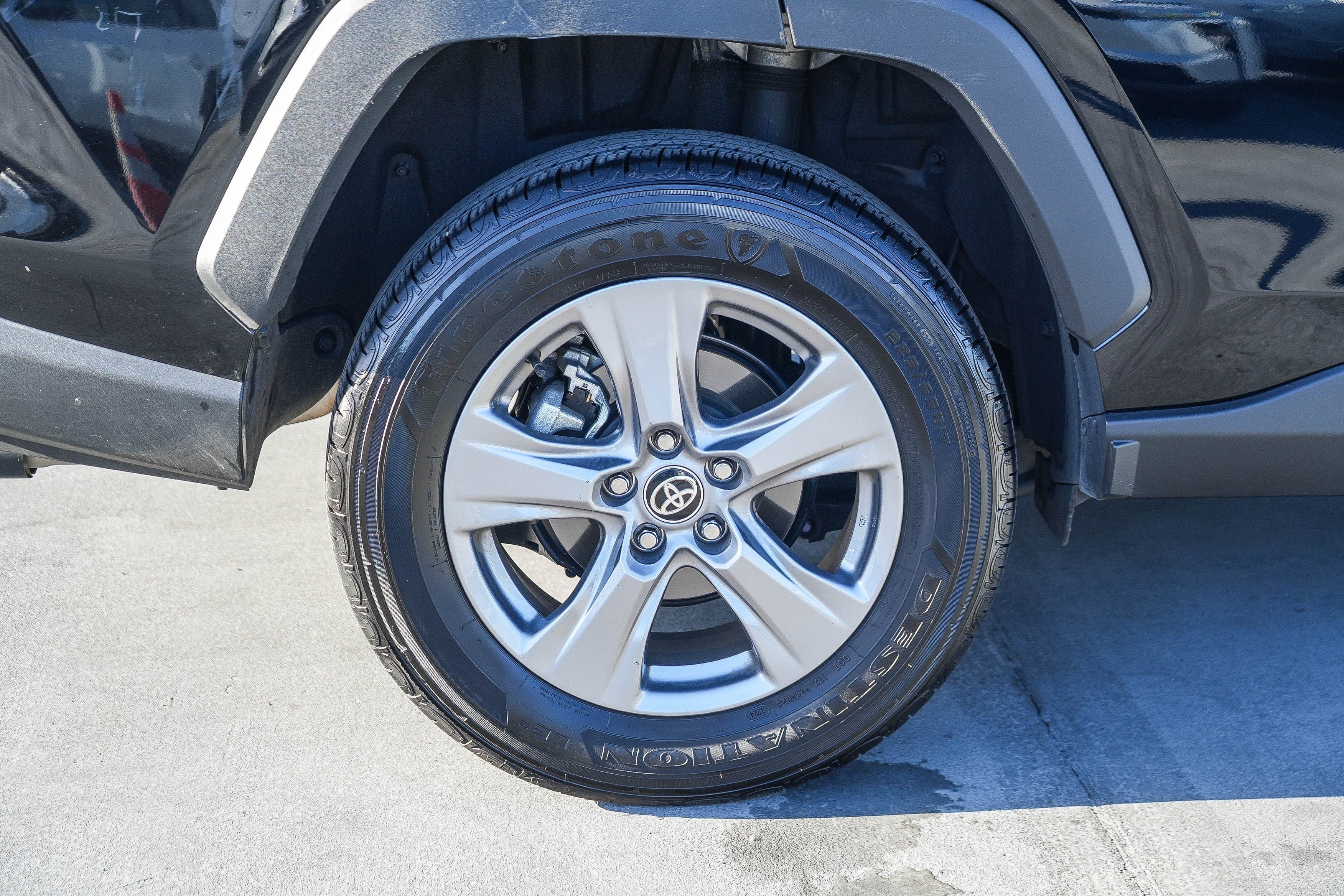 Certified 2024 Toyota RAV4 XLE FWD image 11