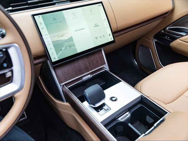 New 2026 Land Rover Range Rover Autobiography AWD/4WD image 26