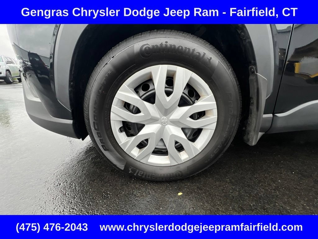 Used 2026 Toyota Corolla Cross L AWD/4WD image 9