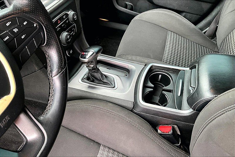 Used 2019 Dodge Charger GT RWD image 12