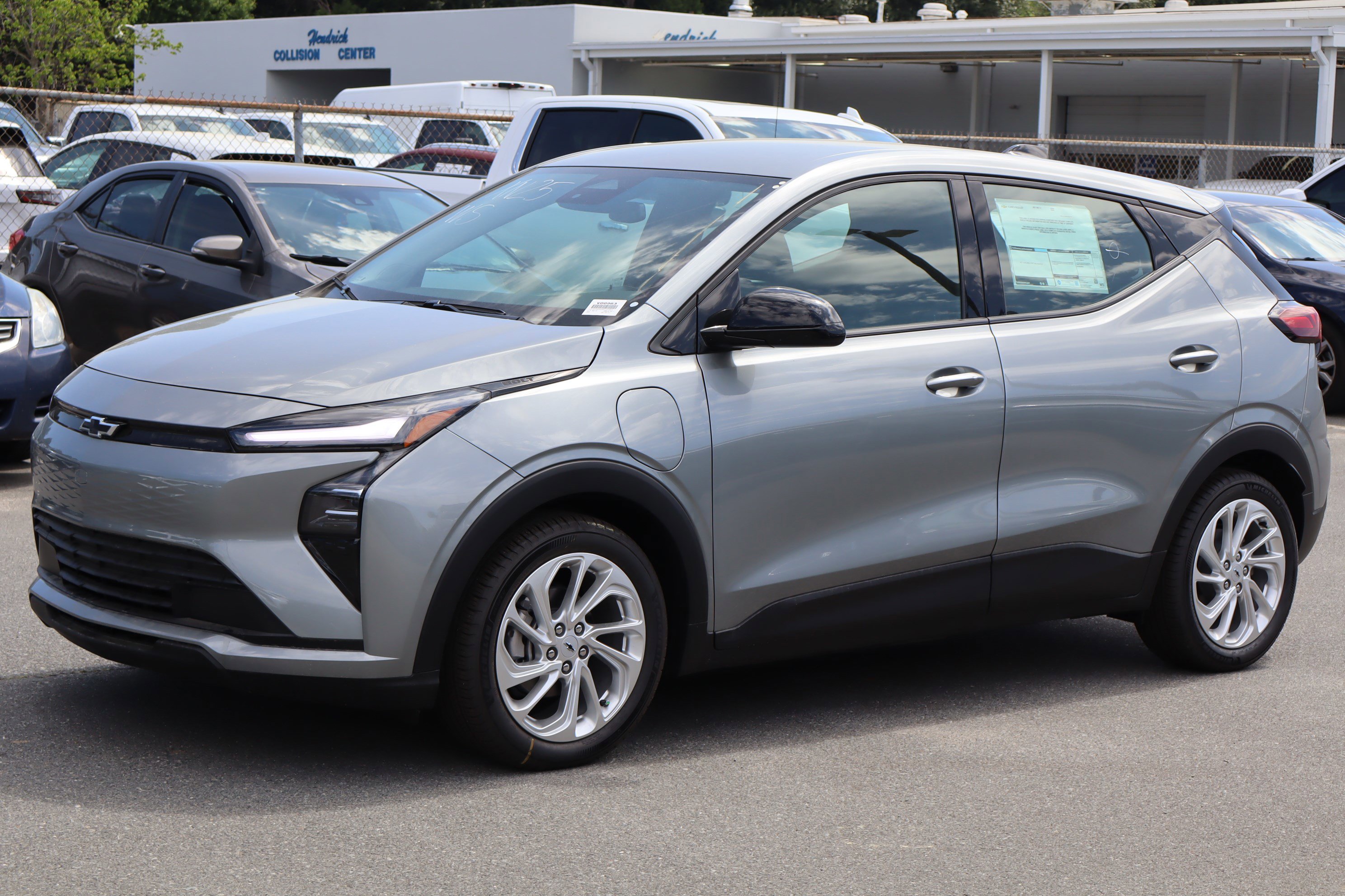 New 2027 Chevrolet Bolt LT w/ Comfort Package image 3