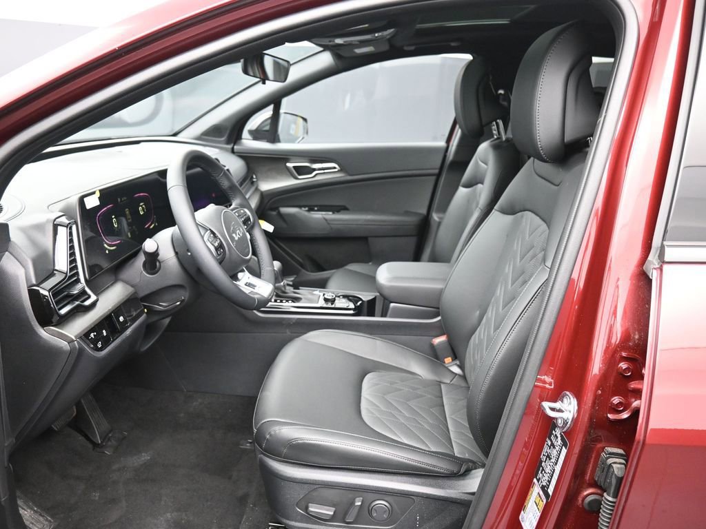 Certified 2025 Kia Sportage X-Line w/ Premium Package AWD/4WD image 19