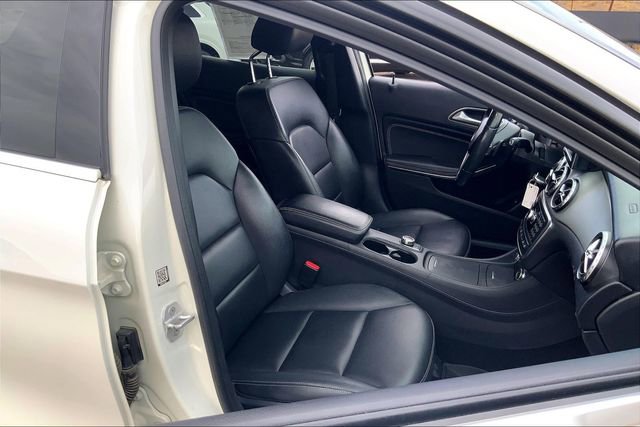 Used 2015 Mercedes-Benz GLA 250 4MATIC image 7