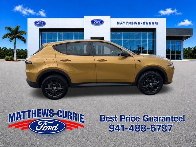 Used 2024 Dodge Hornet GT w/ GT Blacktop Package AWD/4WD image 3