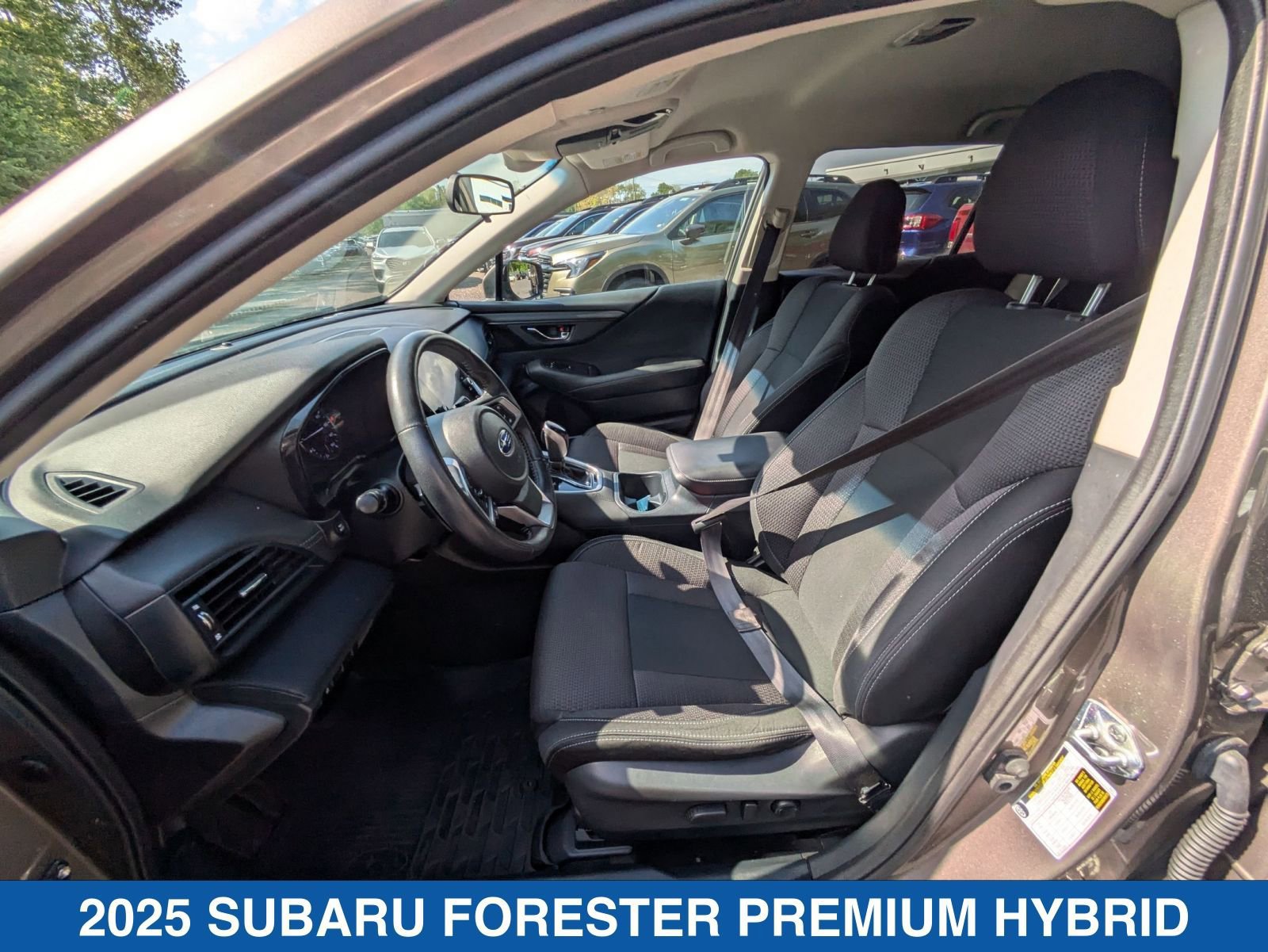 Certified 2025 Subaru Forester Premium AWD/4WD image 19