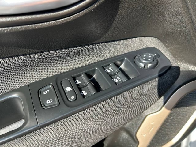 Used 2017 Jeep Renegade Sport w/ Power & Air Group AWD/4WD image 27