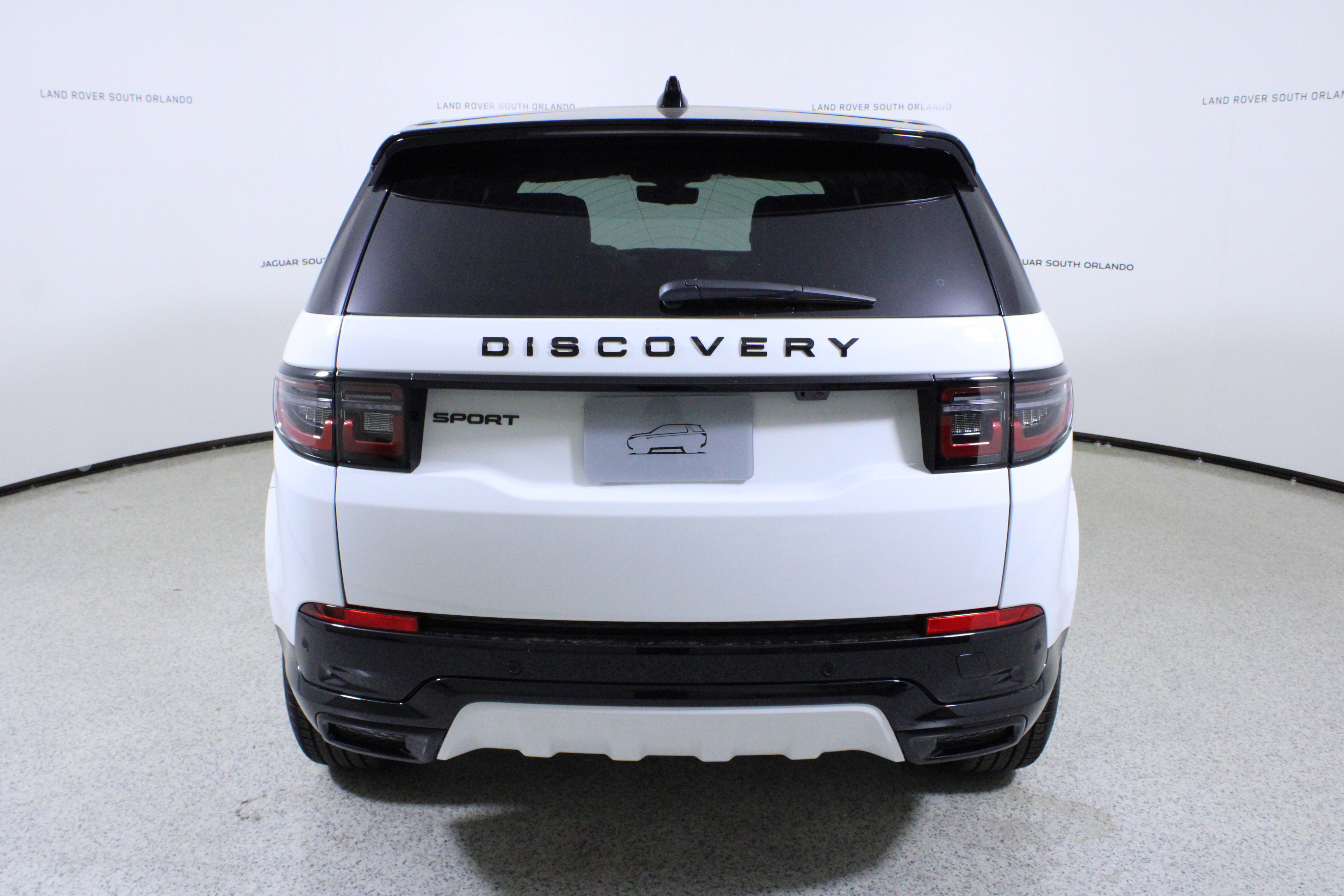New 2026 Land Rover Discovery Sport Landmark AWD/4WD image 6