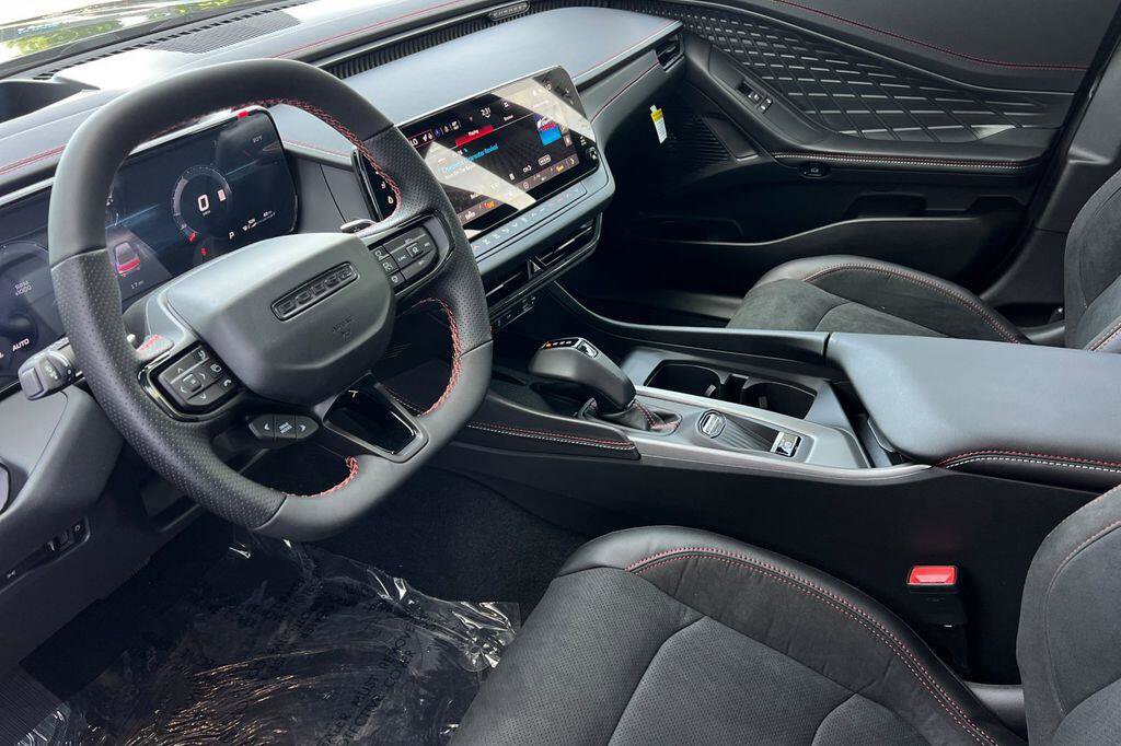 New 2026 Dodge Charger R/T AWD/4WD image 10