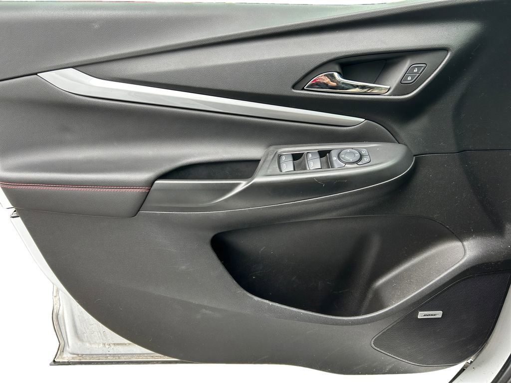Used 2023 Chevrolet Bolt EUV Premier w/ Sun & Sound Package FWD image 18