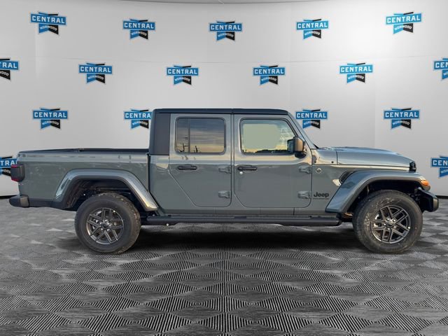 New 2026 Jeep Gladiator Sport image 6