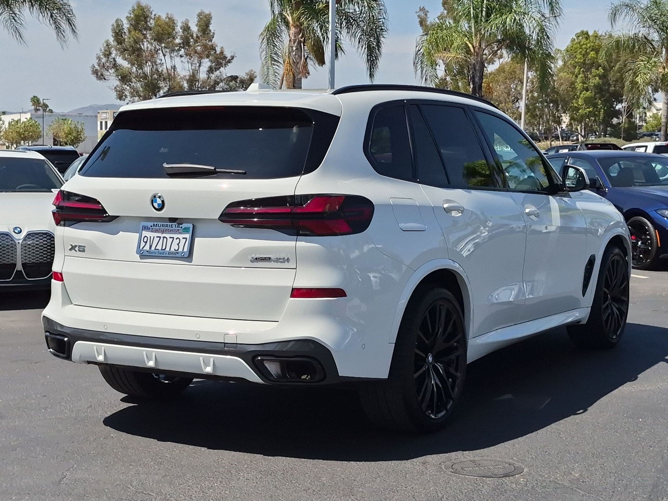 Used 2026 BMW X5 xDrive40i w/ M Sport Package AWD/4WD image 10