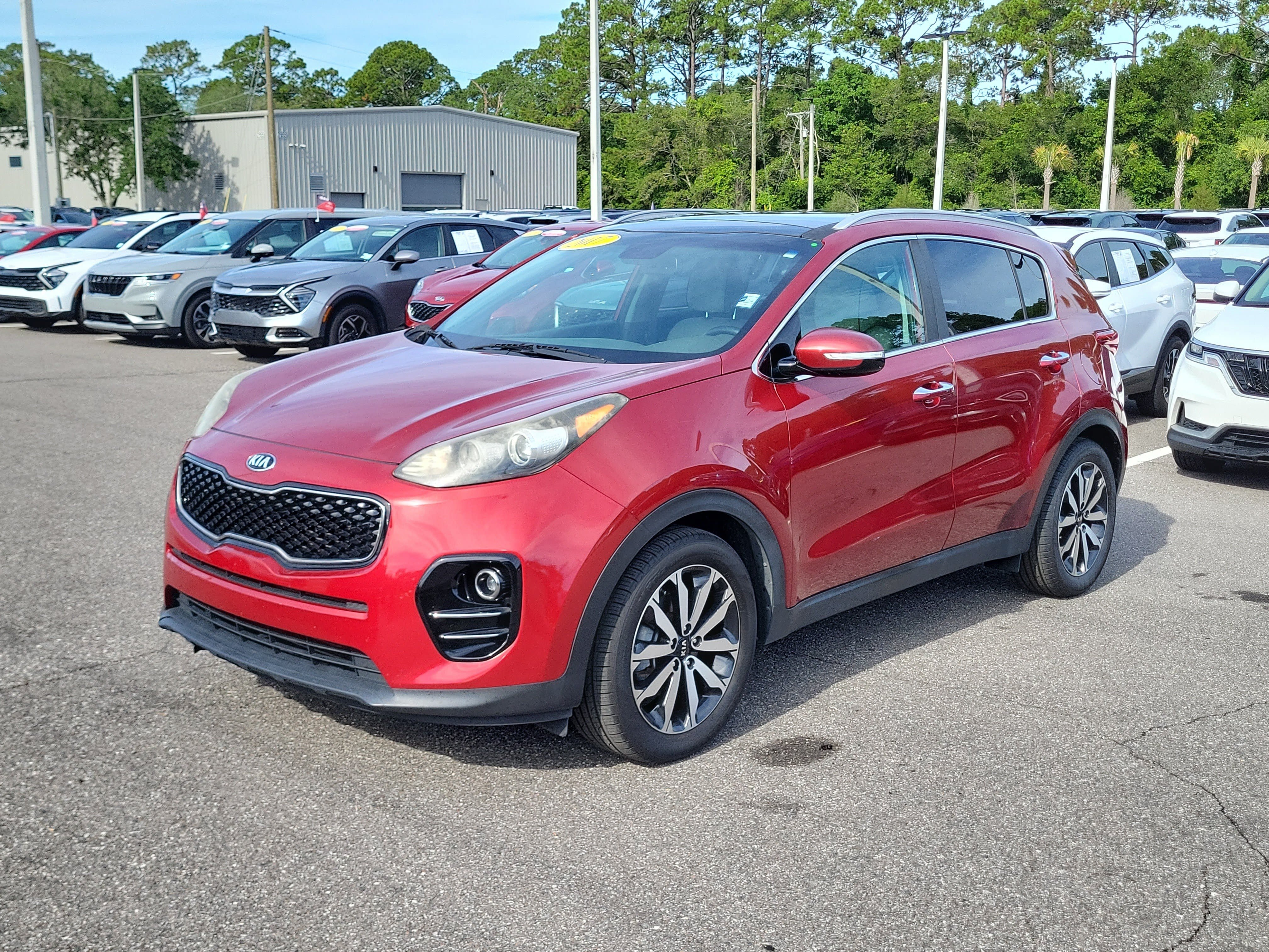 Used 2017 Kia Sportage EX w/ EX Premium Package FWD image 3