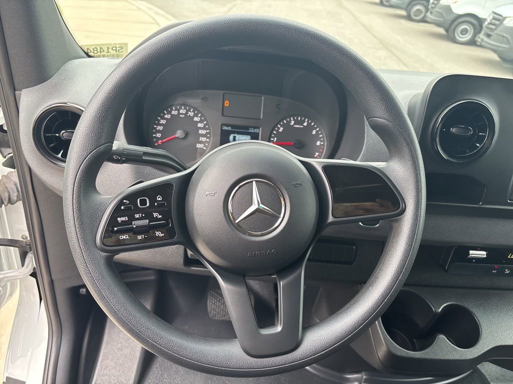 Used 2023 Mercedes-Benz Sprinter 144 Cargo image 37
