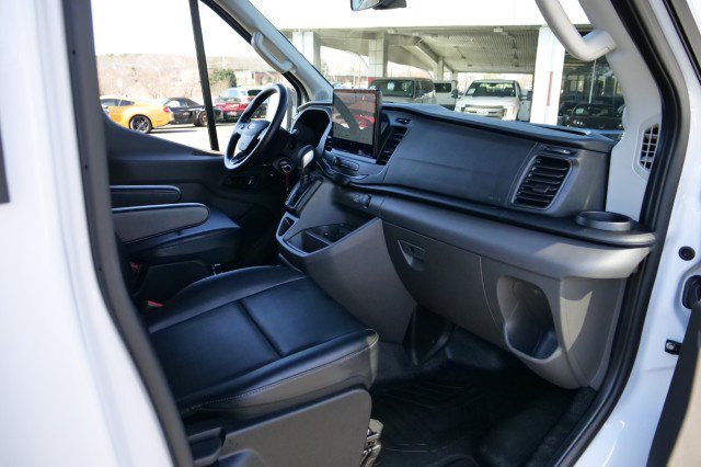 Used 2025 Ford Transit 250 148 Medium Roof Extended AWD image 28