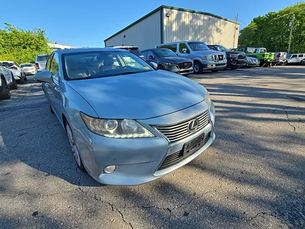 Used 2013 Lexus ES 350 w/ Luxury Pkg FWD image 11