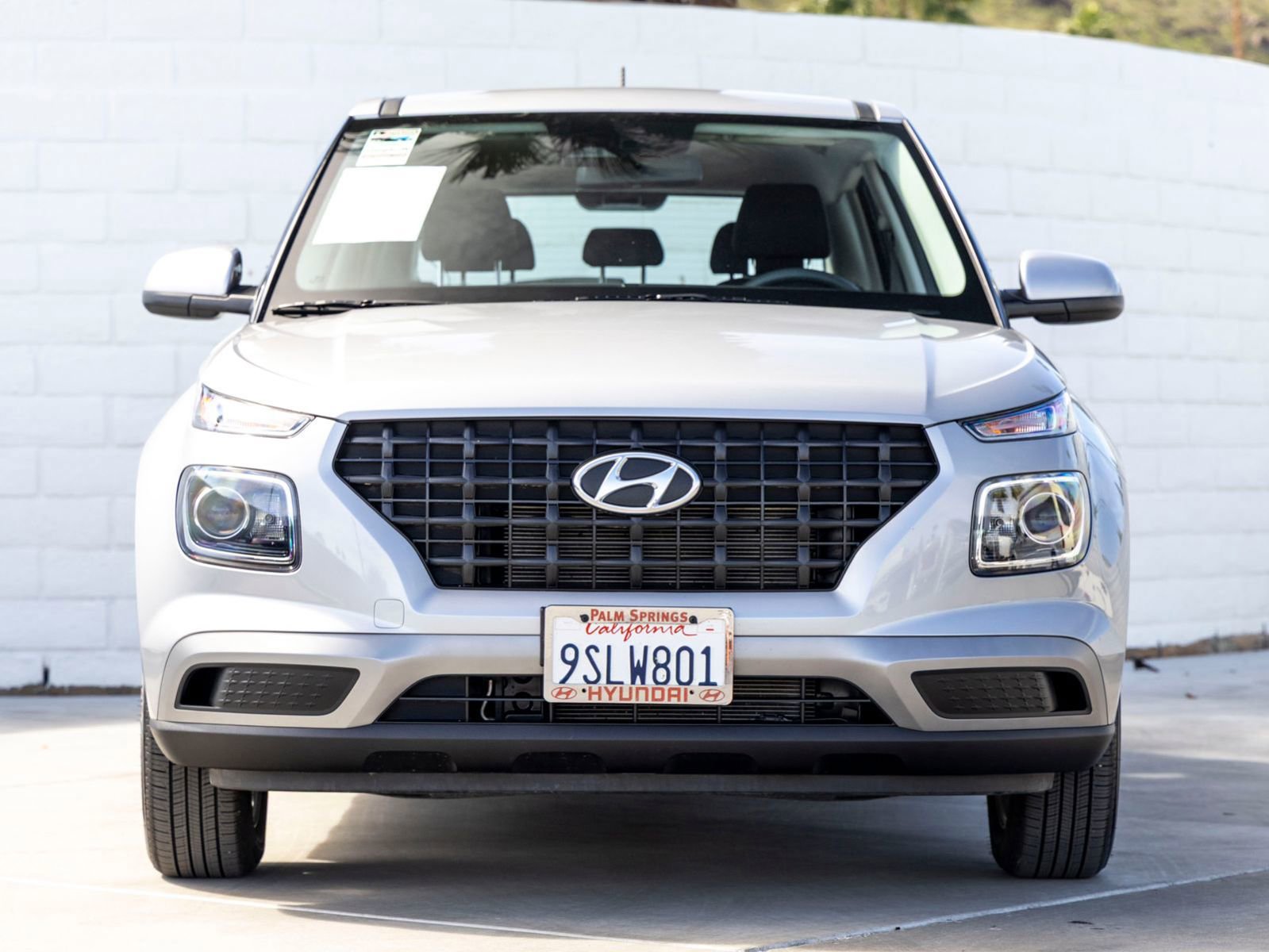 Used 2025 Hyundai Venue SE image 4