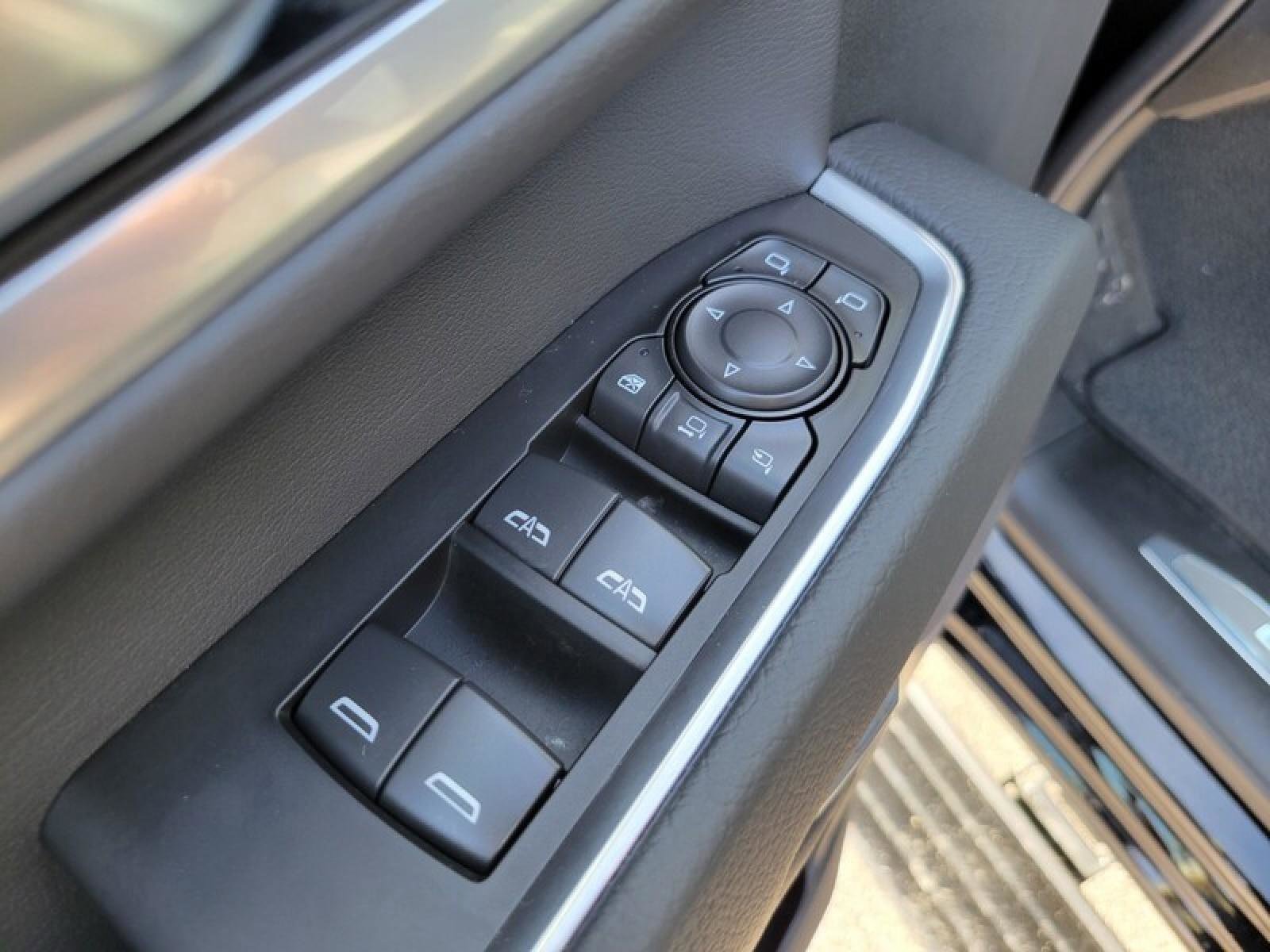 New 2026 GMC Sierra 3500 Denali w/ Denali Reserve Package image 23