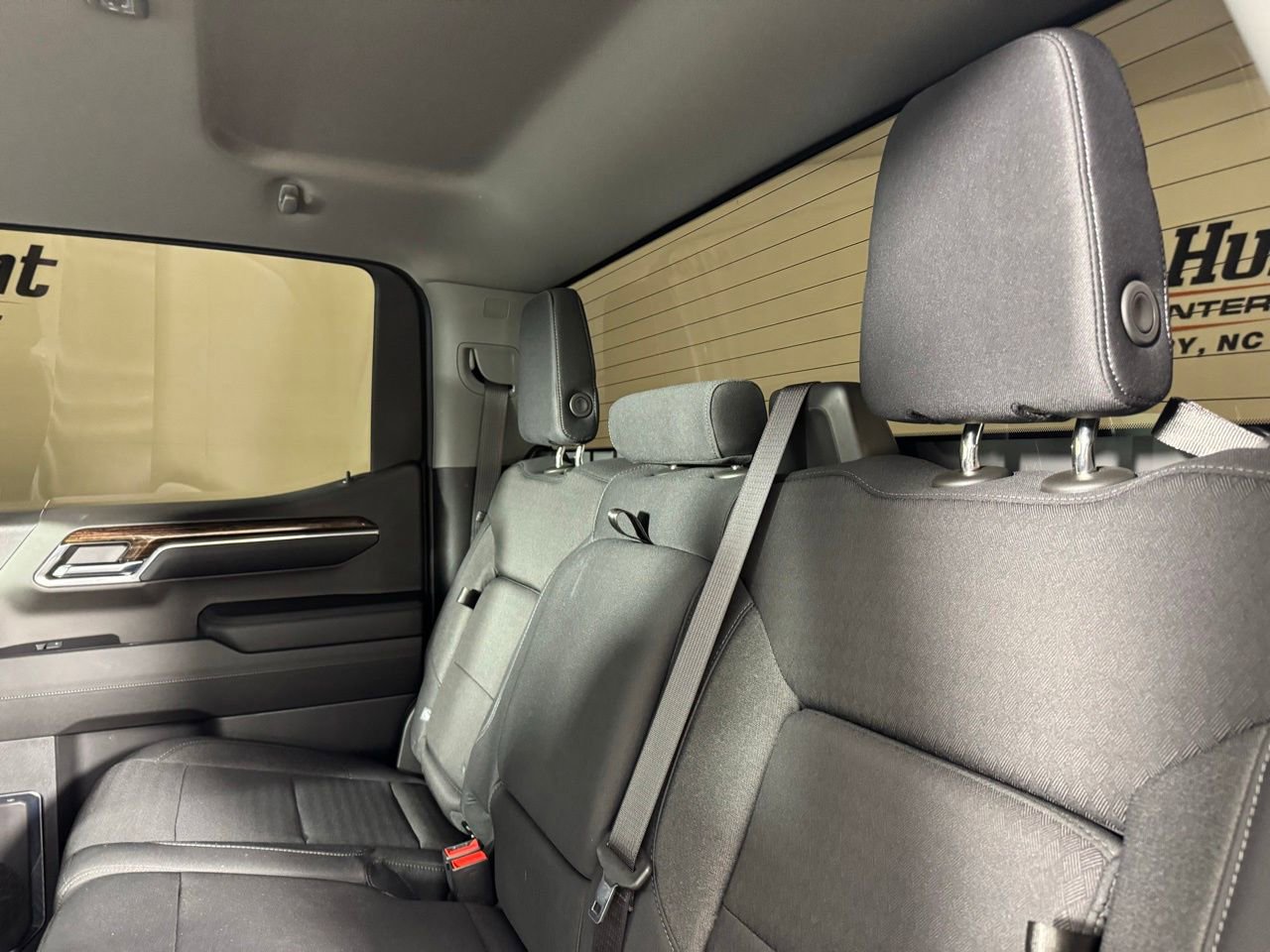 Used 2024 GMC Sierra 1500 Elevation image 32