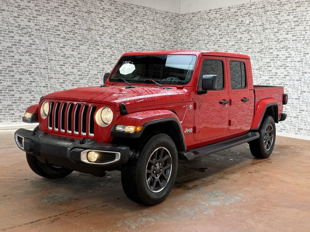 Used 2022 Jeep Gladiator Overland image 3