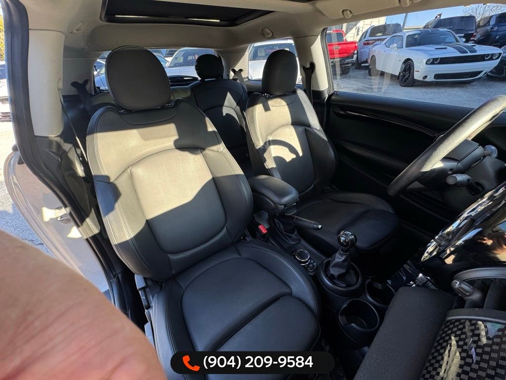 Used 2019 MINI Cooper S image 39