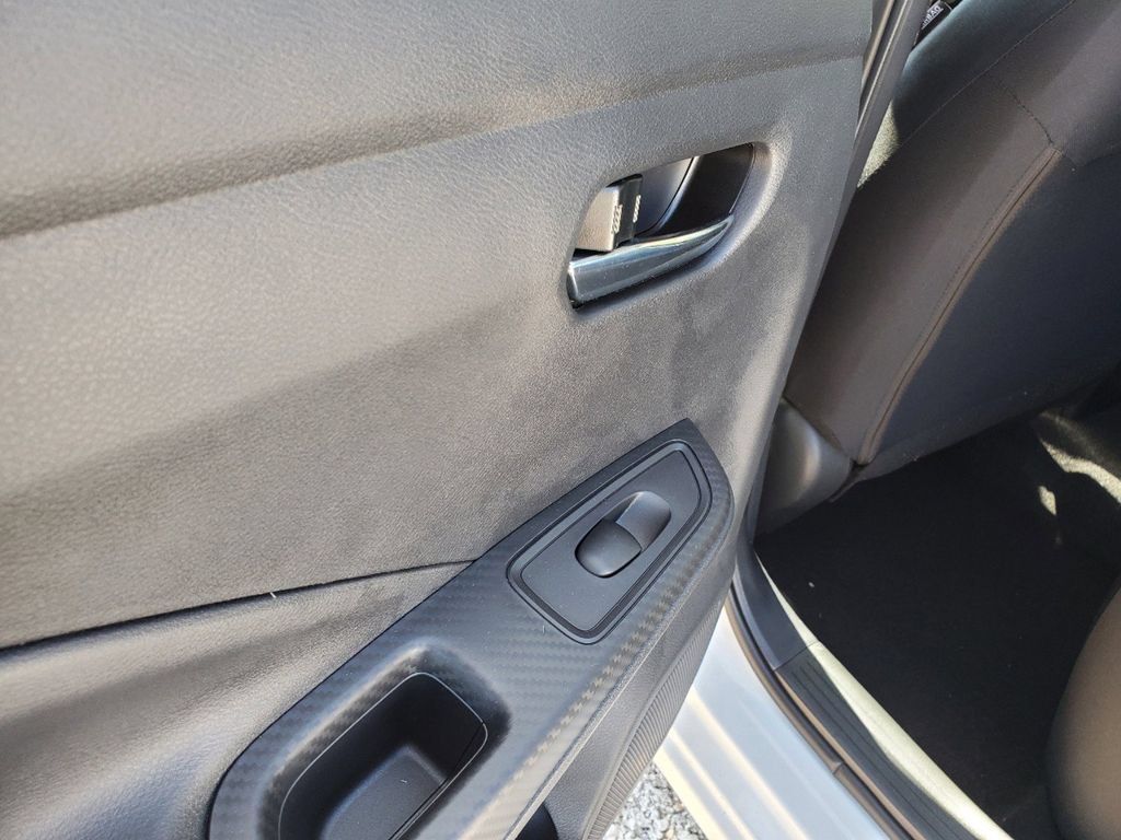 New 2025 Nissan Versa SV w/ Trunk Package FWD image 10