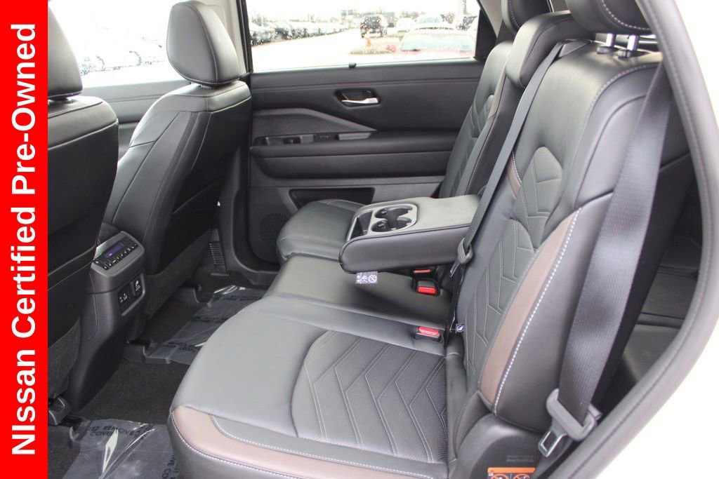 Certified 2024 Nissan Pathfinder Platinum w/ Cargo Package image 28