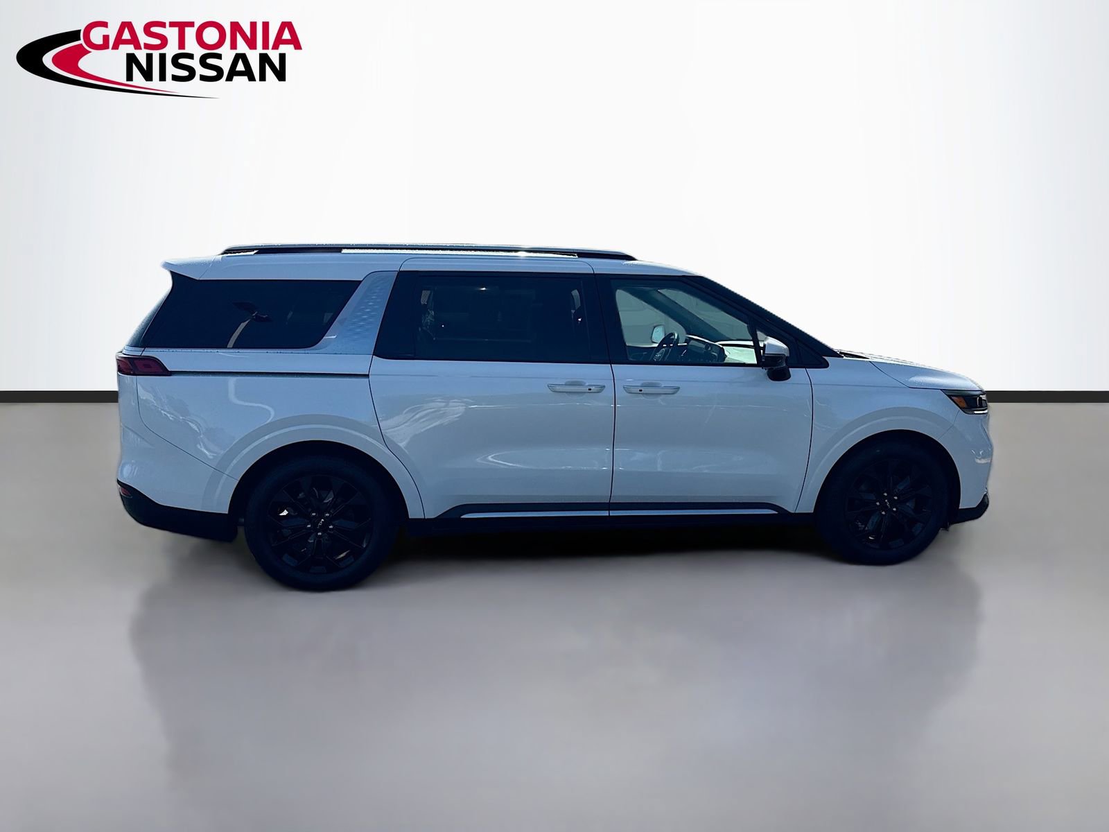 Used 2024 Kia Carnival SX FWD image 10