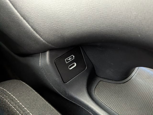 Used 2024 Honda HR-V LX image 8