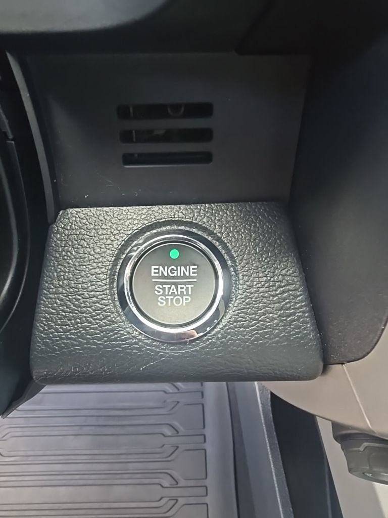 Used 2022 Ford F250 Lariat w/ Lariat Ultimate Package image 24