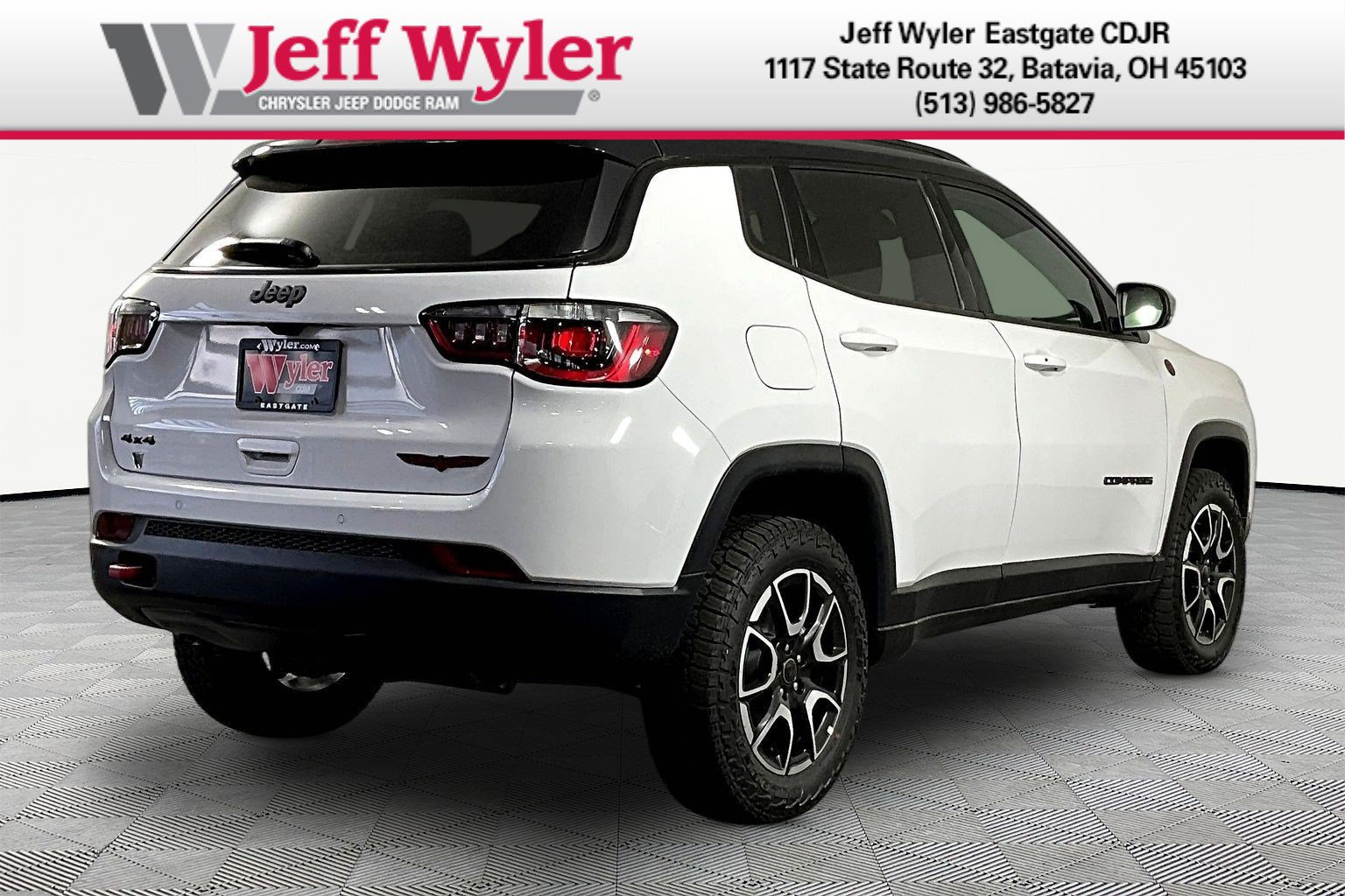 New 2026 Jeep Compass Trailhawk w/ Sun, Sound & Navigation Group AWD/4WD image 7